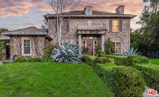 3470 Consuelo Dr, Calabasas, CA 91302