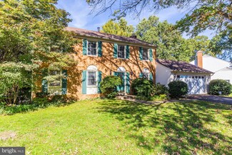 9936 Rand Dr, Burke, VA 22015