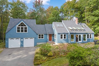171 Mccurdy Rd, New Boston, NH 03070
