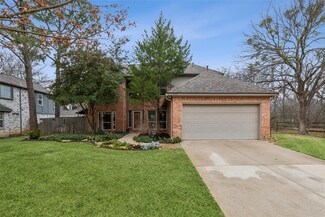 733 Bear Run Dr, Grapevine, TX 76051