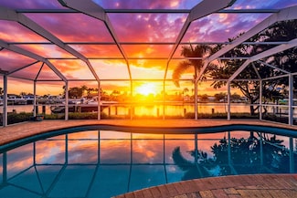 427 Nassau Ct, Marco Island, FL 34145