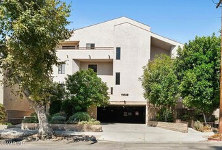11939 Weddington St Unit 310, Valley Village, CA 91607