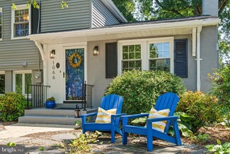 1066 Dalebrook Dr, Alexandria, VA 22308