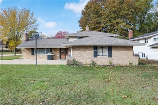 5658 N Circle View Dr, Independence, OH 44131