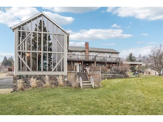 62111 Lakeview Ln, La Grande, OR 97850