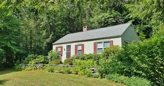 2 Steep Way Rd, Newfane, VT 05345
