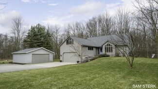 3939 Byrne Ave NE, Lowell, MI 49331