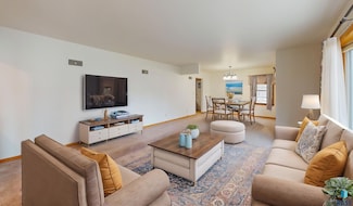 1516 S West Ave, Sioux Falls, SD 57105