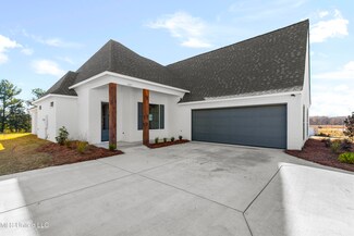 107 Lewis Farms Dr, Madison, MS 39110