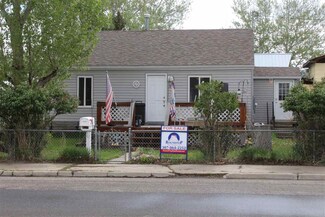 301 S 5th St, Thermopolis, WY 82443
