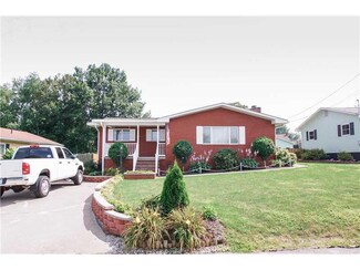 145 Lytle Ln, Masontown, PA 15461