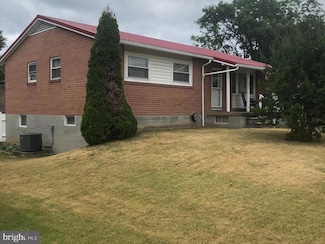 401 Wempe Dr, Cumberland, MD 21502