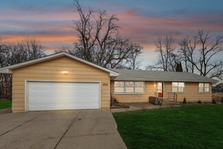 9884 35th St NE, Saint Michael, MN 55376