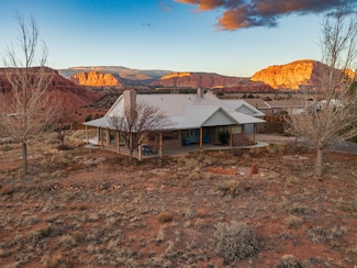 397 N Wendy Dr, Torrey, UT 84775