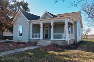608 S West St, Kempton, IN 46049