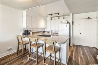 3045 Ala Napuaa Place Unit 1803, Honolulu, HI 96818