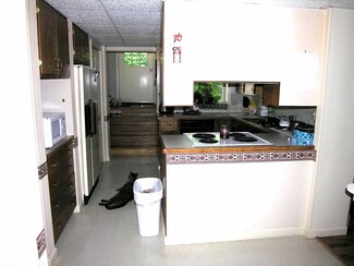 6 Cassidy Ln, Orono, ME 04473