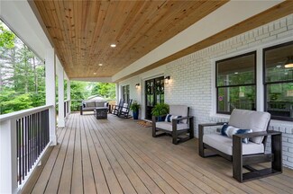 550 Stewart Ave NW, Marietta, GA 30064