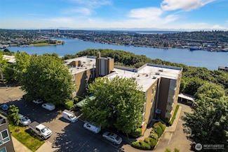 1800 Taylor Ave N Unit 3, Seattle, WA 98109