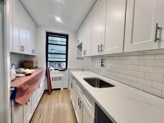 32-22 89th St Unit 204, East Elmhurst, NY 11369