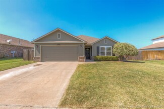 3841 W 105th Place S, Tulsa, OK 74132