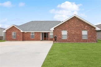 313 Luke Dr, Des Allemands, LA 70030