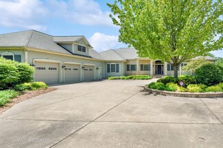 10701 Knickerbocker Rd, Harvard, IL 60033