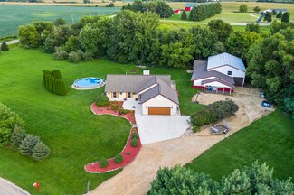 15333 E Mcneal Rd, Monroe Center, IL 61052