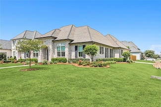 114 Kellywood Ct, Belle Chasse, LA 70037