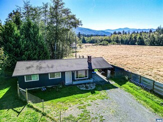 283 Schmitt Rd, Port Angeles, WA 98363