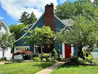 229 Hamilton Ave, Elyria, OH 44035