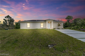 3212 41st St W, Lehigh Acres, FL 33971