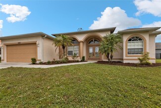 2262 Rio de Janeiro Ave, Punta Gorda, FL 33983