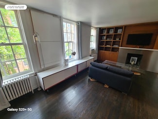 396 Bleecker St Unit 3-E, New York, NY 10014