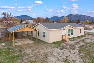 906 Valley Ave, Chewelah, WA 99109