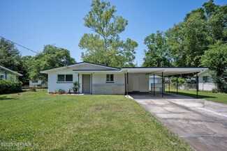3748 Rodby Dr, Jacksonville, FL 32210