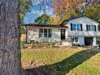 3303 Lynnwood Dr, Columbia, MO 65203