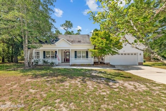 507 Oak Pond Point, Hubert, NC 28539