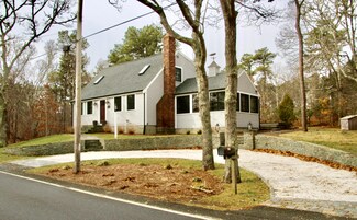 170 South St, Harwich Port, MA 02646
