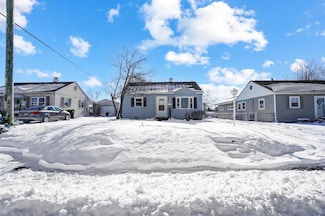 2423 Dellwood Dr, Springfield, OH 45505