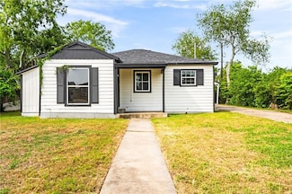 1367 Normandy Dr, Corpus Christi, TX 78415