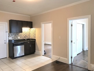 286 Revere St Unit 3R, Revere, MA 02151