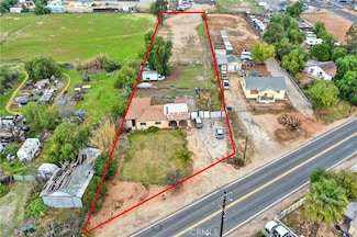 7081 Valley Way, Riverside, CA 92509