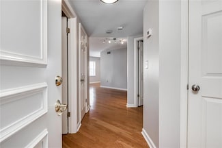 199 14th St NE Unit 202, Atlanta, GA 30309