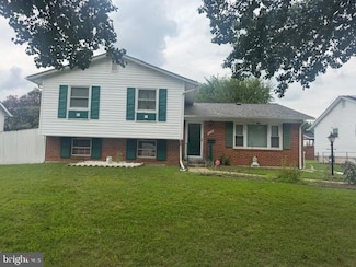 6556 Princess Garden Pkwy, Lanham, MD 20706