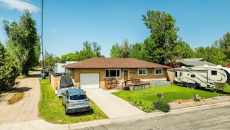 233 W 9th St, Sheridan, WY 82801