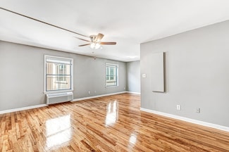 416 68th St Unit 5, Guttenberg, NJ 07093