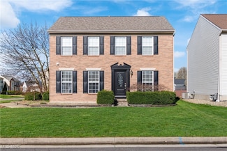 4805 Parwich Cir NE, Canton, OH 44705