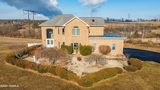 306 Maple Rd, Wapwallopen, PA 18660