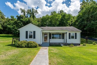 1571 Caldwell St, Kingsport, TN 37665